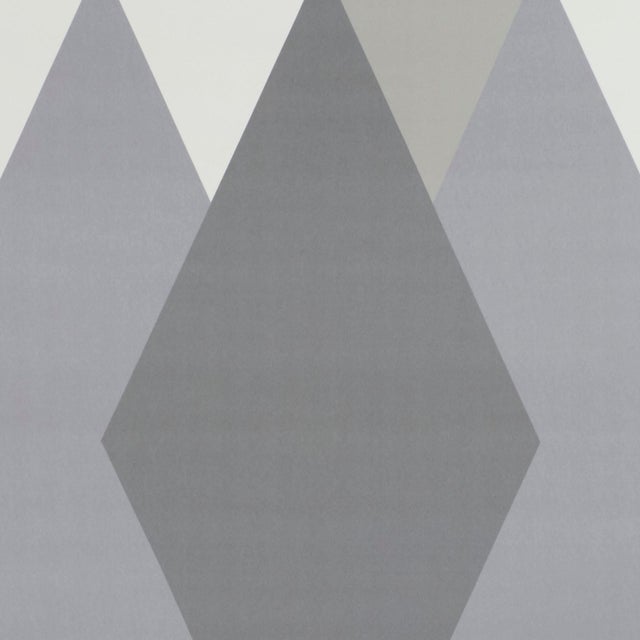 This listing is for a wallpaper sample only. If you'd like to purchase this wallpaper, please click here:...