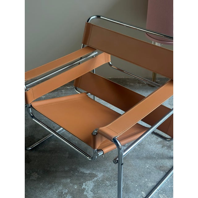 Silver Wassily B3 Armchair by Marcel Breuer for Gavina, 1970 For Sale - Image 8 of 9