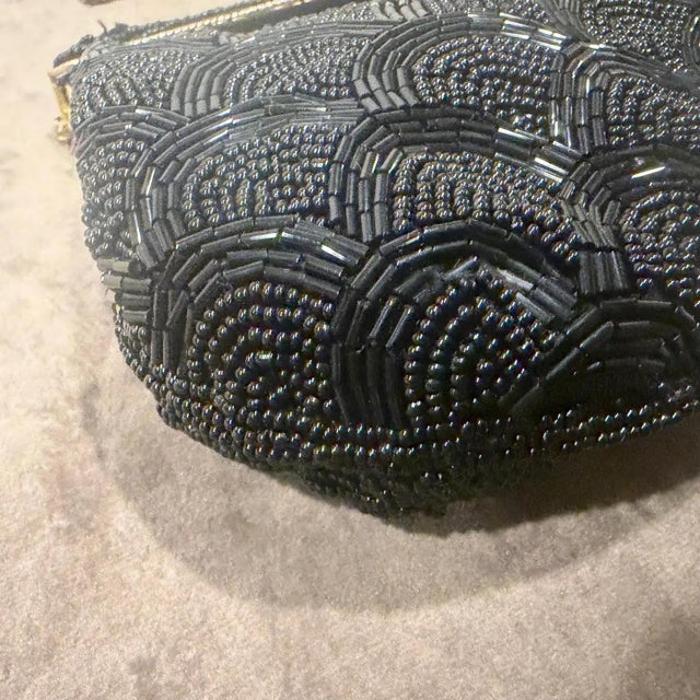 1940s High Quality Black Beads and Brass French Evening Bag For Sale - Image 15 of 18