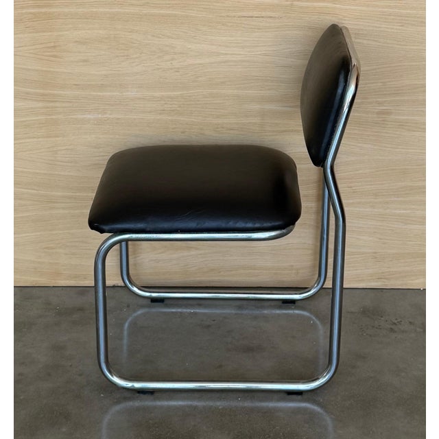 Late 20th Century Set of Six Cantilever Chars in Leather and Steel, 1970s For Sale - Image 5 of 18