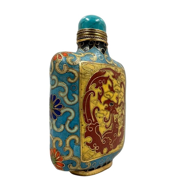 1940s Mid 20th Century Chinese Cloisonne Snuff Bottle With Scoop For Sale - Image 5 of 9