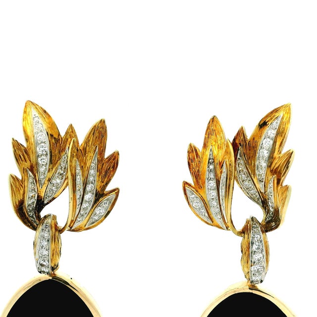 1990s Pair of Italian 18k Gold Onyx and Diamond Drop Statement Earrings For Sale - Image 10 of 11