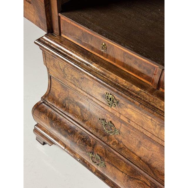 Dutch Burr Walnut Cabinet, 1740 For Sale - Image 6 of 18