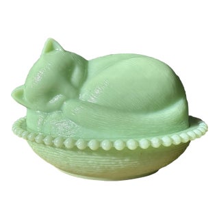 Vintage Jadeite Sleeping Cat Covered Dish For Sale
