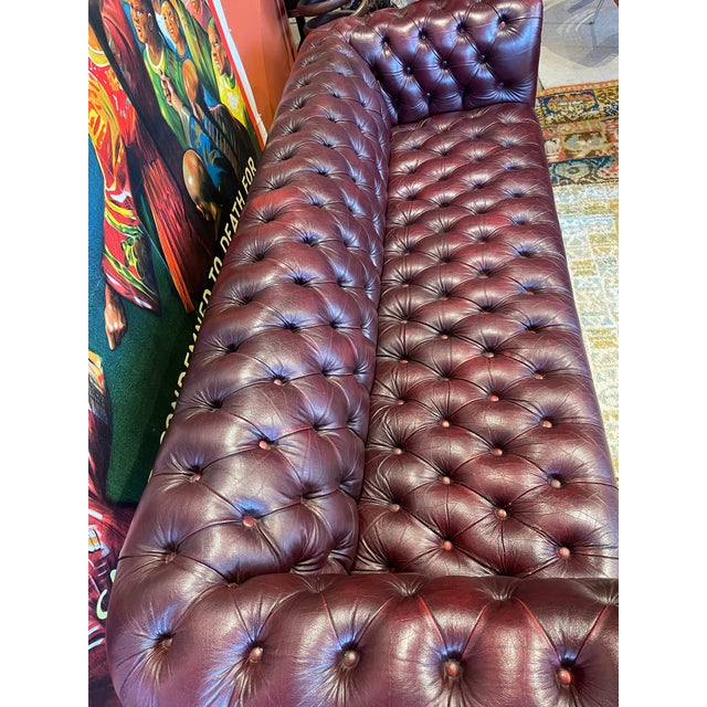 1980s Exceptional English Chesterfield Sofa For Sale In San Francisco - Image 6 of 10
