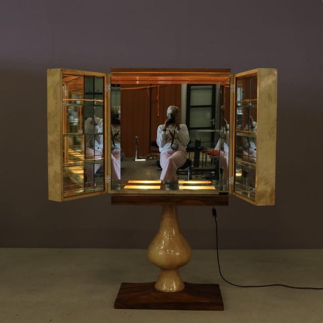 Italian Goatskin Bar Cabinet on Pedestal Base from Aldo Tura, 1960s For Sale - Image 17 of 18
