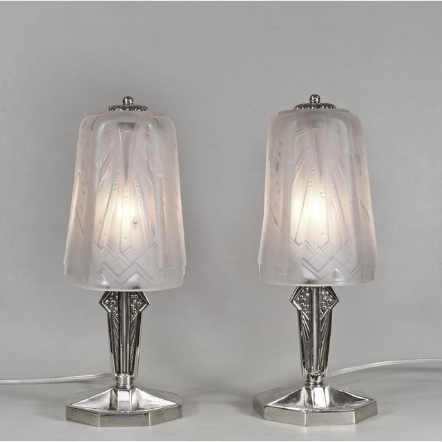Cherrier et Besnus and Muller frères A pair of French art deco lamps made circa 1925-1930 by Cherrier et Besnus. The...
