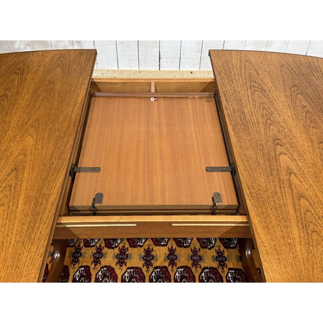 Oval Teak Table with a Butterfly Extension from G-Plan, 1970s For Sale - Image 16 of 18