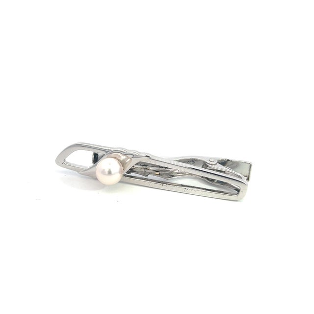 Japanese 1990s Mikimoto Estate Akoya Pearl Mens Tie Clip Silver 7.15 mm For Sale - Image 3 of 6