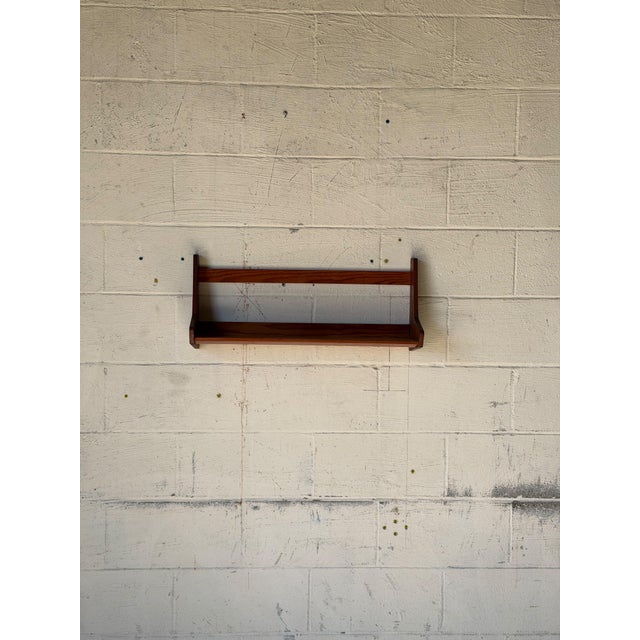 Mid-Century Modern Vintage Danish Teak Wall-Mounted Shelf With Sculptural Side Supports – Mid-Century Modern Scandinavian Floating Bookshelf For Sale - Image 3 of 11
