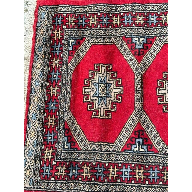 Small Vintage Pakistani Rug from Bobyrugs, 1980s For Sale - Image 4 of 13