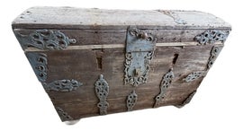Example of Spanish Trunks and Chests