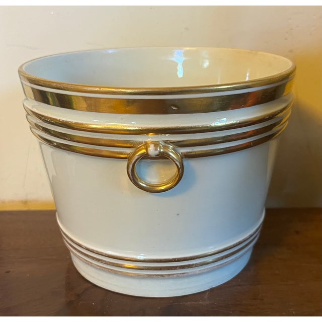 Ceramic Antique 19th Century Vienna Porcelain Gold & White Cachepot Flower Pot Planter Jardiniere For Sale - Image 7 of 14