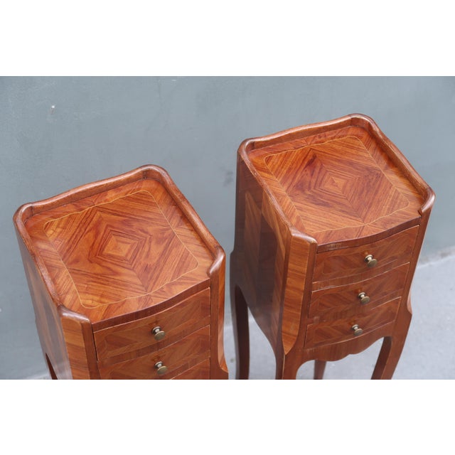 1930s Very Elegant Set of Two Narrow Rosewood French Louis XV Style Side Tables Nightstands. For Sale - Image 11 of 18