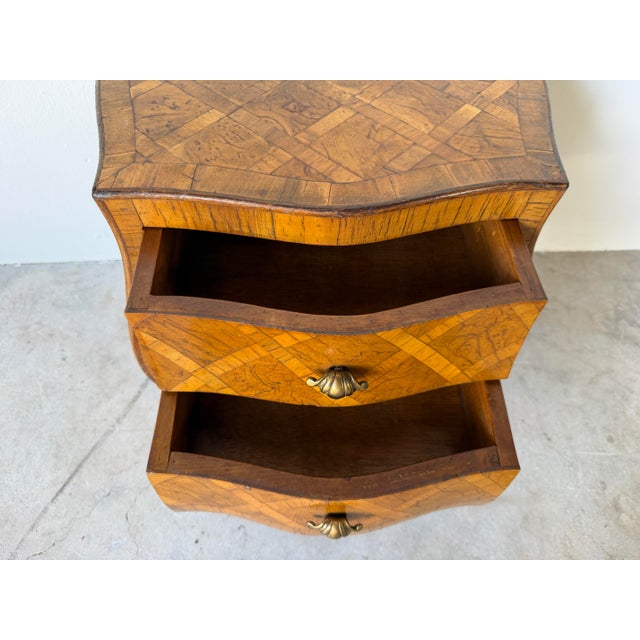1970s Vintage Italian Burl Olive Wood Parquetry Two-Drawer Miniature Chest With Shell Handles For Sale - Image 5 of 12