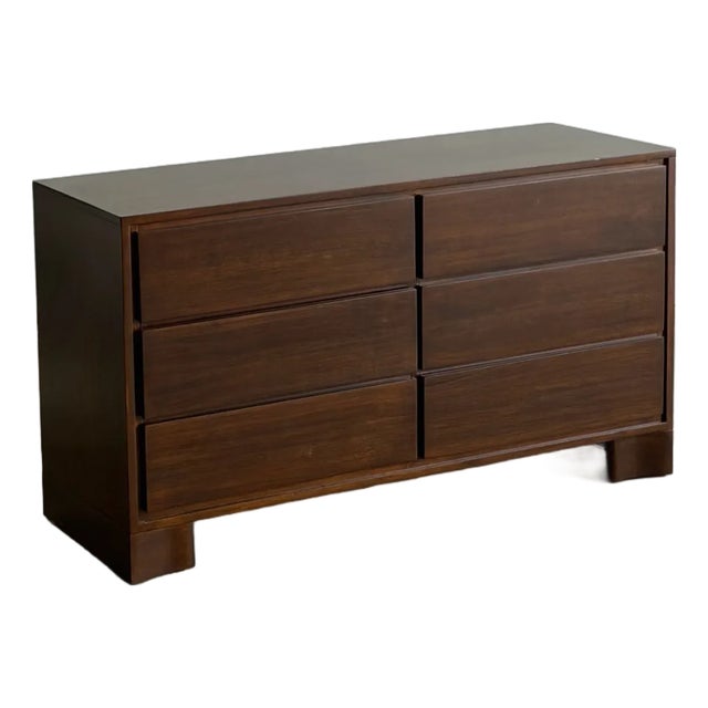 1980s Minimal Dresser With Sculpted Legs For Sale