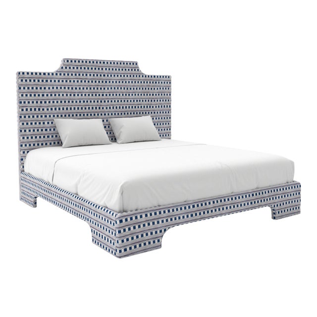 Empire Bed in Christopher Farr Cloth Lost and Found Perennials Performance Woven, Azurro - King For Sale
