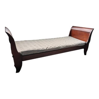 19th Century French Walnut Daybed For Sale
