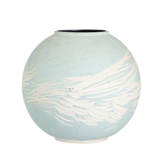 White Earthenware and Ceramic Pot by Luís Ferreira Da Silva For Sale - Image 8 of 8