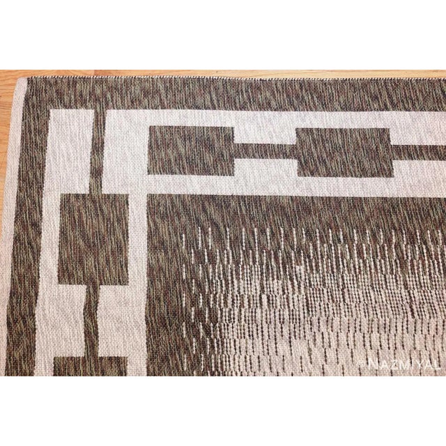 Nazmiyal Collection Reversible Vintage Double Sided Swedish Kilim Rug For Sale In New York - Image 6 of 8