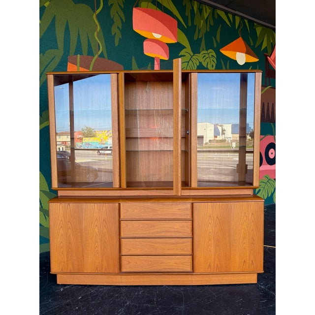 Sleek, minimalist design that teak furniture manufacturers are well-known for. Comes from Nordic Furniture, in Ontario,...