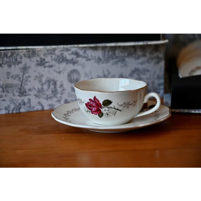 Like a treasure in its original box covered in Toile de Jouy fabric, this charming tea set from the French manufacturer...