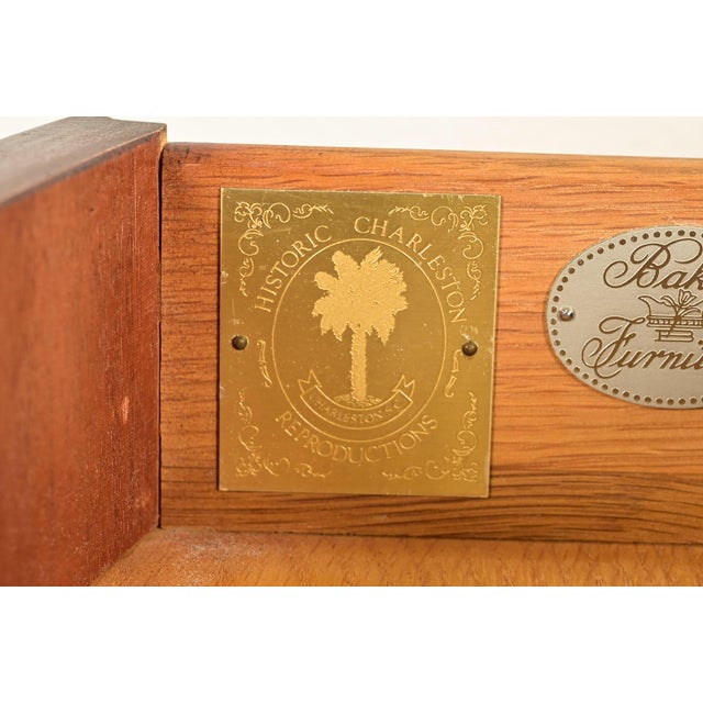 Baker Furniture Historic Charleston Georgian Inlaid Flame Mahogany Drop Leaf Pembroke Side Table For Sale - Image 14 of 17