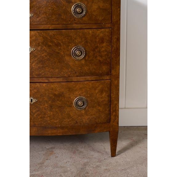 19th Century English Burl Veneered 3-Drawer Chest With Ring Pulls For Sale In Charleston - Image 6 of 11