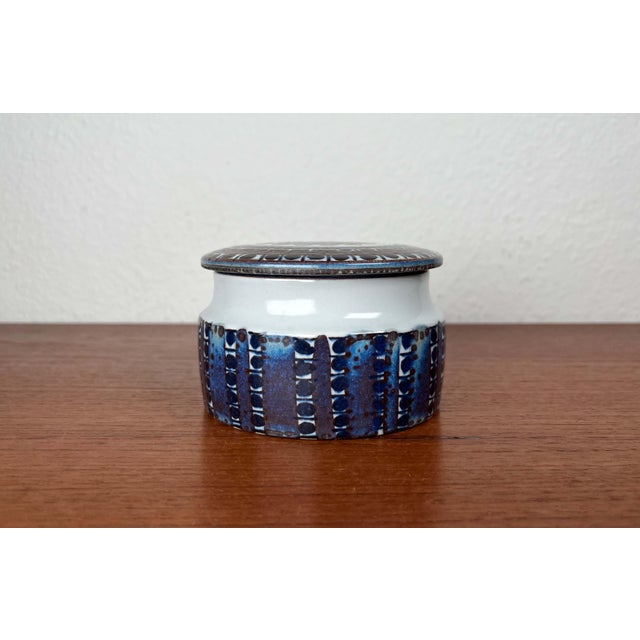 Mid-Century Modern Danish Porcelain Tenera Series Bowl with Lid by Kari Christensen for Aluminia Royal Copenhagen, 1960s For Sale - Image 6 of 18