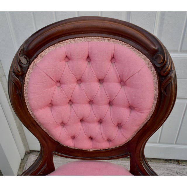 Victorian Antique Walnut Parlor Chair Victorian Style Tufted Pink Bedroom Accent Vanity For Sale - Image 3 of 13