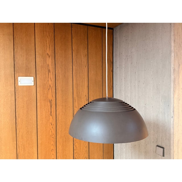 Louis Poulsen Vintage AJ Royal Pendant Lamp by Arne Jacobsen for Louis Poulsen, 1960s For Sale - Image 4 of 12