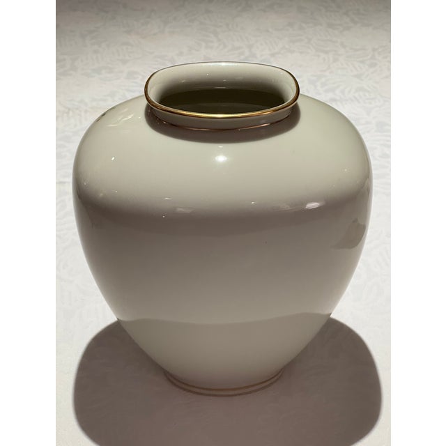 Mid-Century Modern Vintage Mid-Century K&a Krautheim Selb Bavaria Floral Porcelain Ovoid Vase For Sale - Image 3 of 12