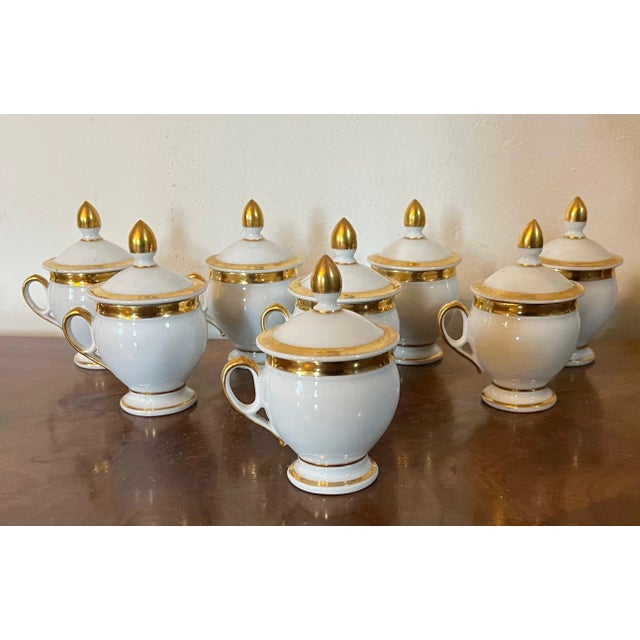 French Antique 19th Century French Empire Old Paris Porcelain Pot De Creme or Handled Cups and Covers in White With Gold Bands 1800- Set of 8 For Sale - Image 3 of 12
