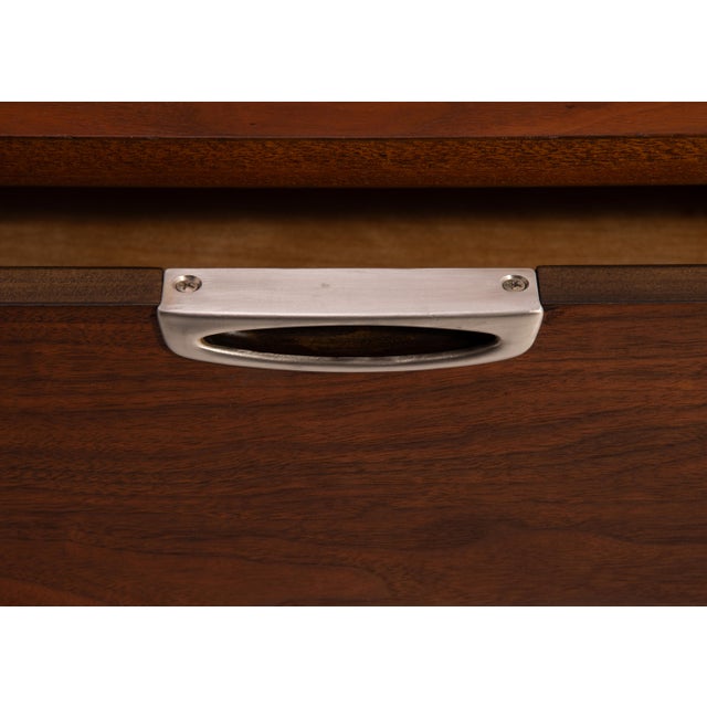 Broyhill Premier Walnut Mid Century Dresser Twelve Drawers Central Doors Credenza For Sale - Image 16 of 17