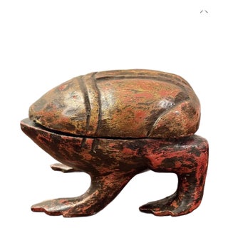 Antique Hand-Carved African Turtle Box With Original Pigment, Circa 1880s For Sale