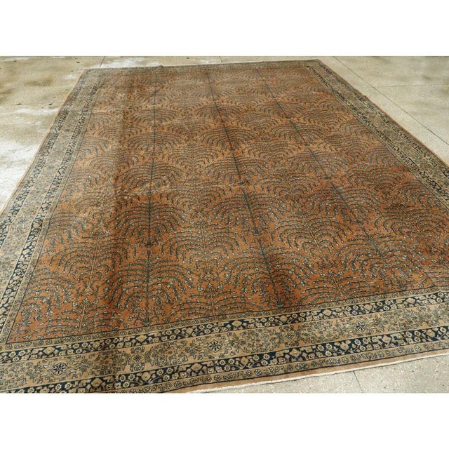 Early 20th Century Galerie Shabab Collection Early 20th Century Indian Lahore Room Size Rug For Sale - Image 5 of 10