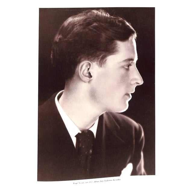 Paper "Vivier" 1991 Provoyeur, Pierre W/ Pen Shoe Sketch by Roger Vivier (Signed) For Sale - Image 7 of 12