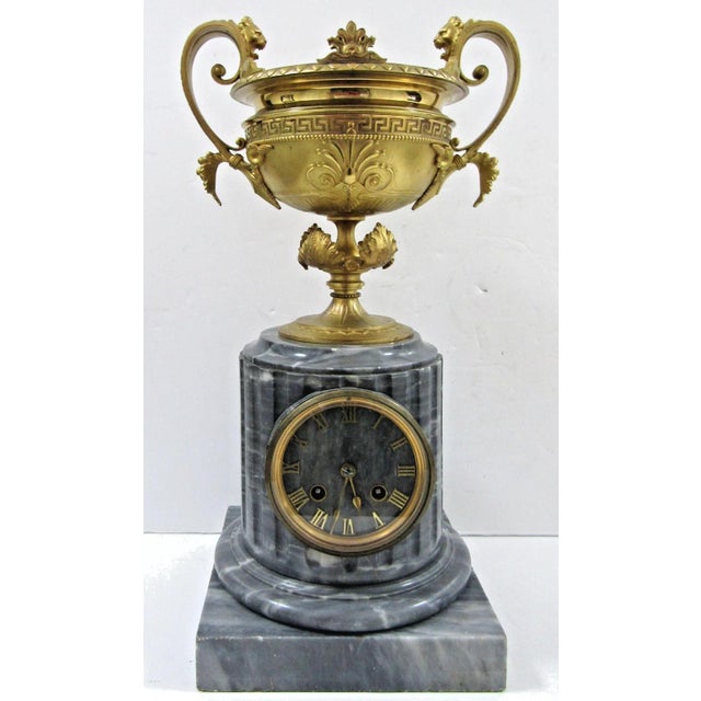 French Empire Gilt Bronze Brûle-Parfum Onyx Columnar Mantle Clock, Early 19th C. For Sale - Image 4 of 16