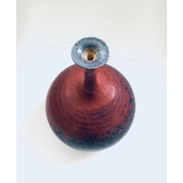 1970s Art Pottery Studio Spout Vase by Gubbels Helden, the Netherlands, 1970s For Sale - Image 5 of 11