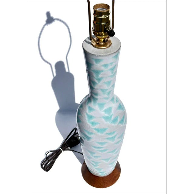 Mid-Century Modern 1940s Lee Rosen for Design Technics Mid-Century Modern Table Lamp For Sale - Image 3 of 6