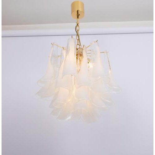 Large Murano Glass Petals Chandelier, Italy, 1980s For Sale - Image 9 of 18