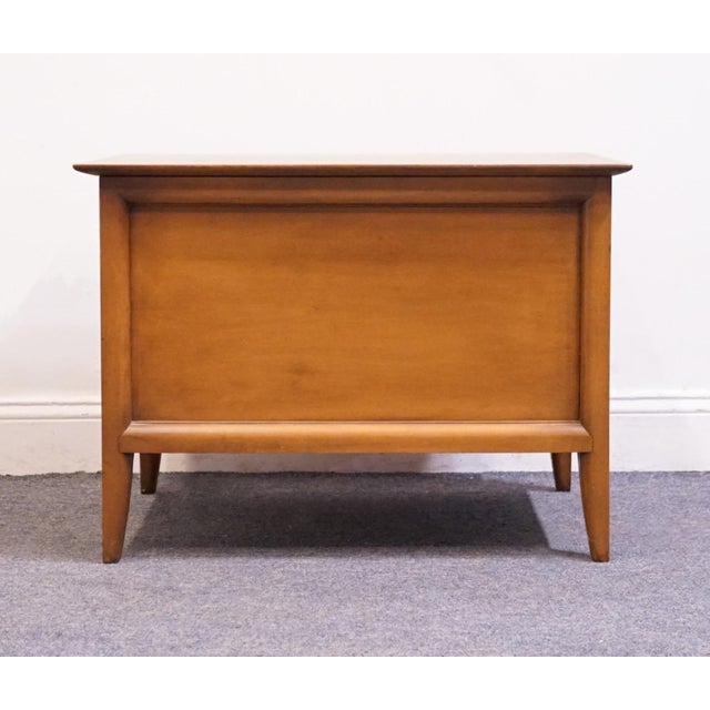 Willett Furniture Solid Hard Rock Maple MCM Mid Century Modern 29" Two Drawer Nightstand For Sale - Image 11 of 12