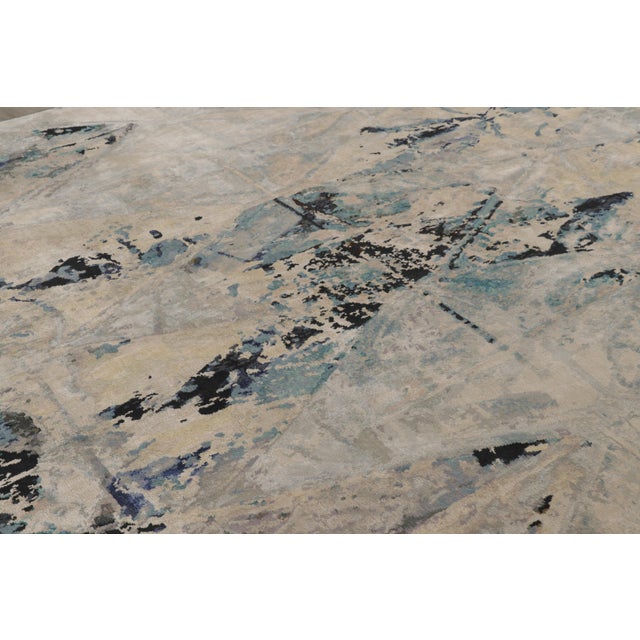 Rug & Kilim’s Modern Abstract Rug With Geometric Patterns “Mirror” For Sale In New York - Image 6 of 9