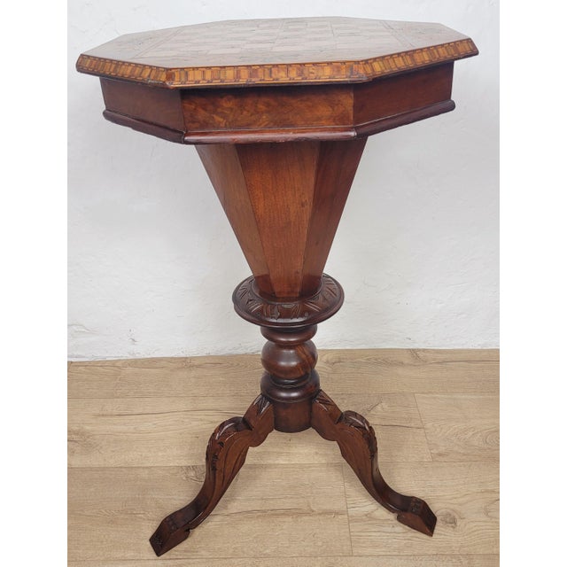 Victorian Games Table Octagonal Sewing Box with Lock and Key, 1890 For Sale - Image 14 of 18