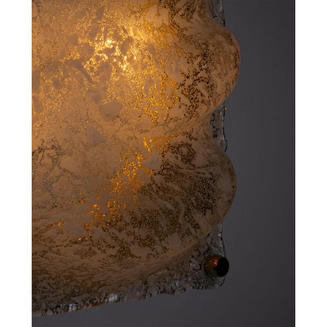 Murano Ice Glass Wall Lamp with Brass Backplate, Italy, 1970s For Sale - Image 10 of 15