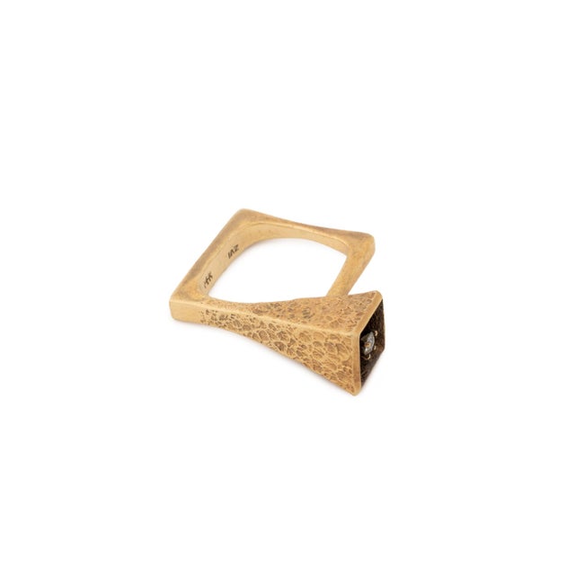 Late 20th Century Modernist 14k Yellow Gold Diamond Ring For Sale - Image 5 of 9