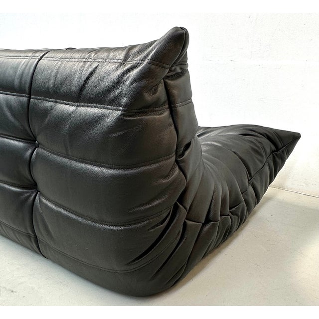 French Togo Sofa in Thick Black Cow Leather attributed to Michel Ducaroy for Ligne Roset, 1970s For Sale - Image 9 of 12