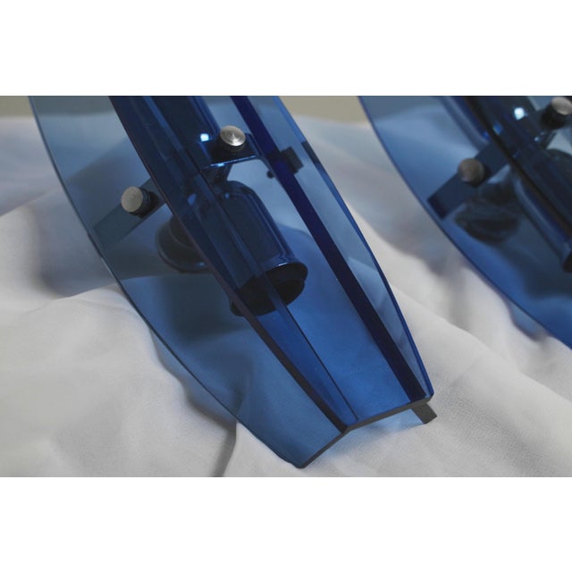 1980s Mid-Century Modern Italian Faceted Blue Glass Veca Wall Sconces by Fontana Arte, 1980s, Set of 2 For Sale - Image 5 of 13