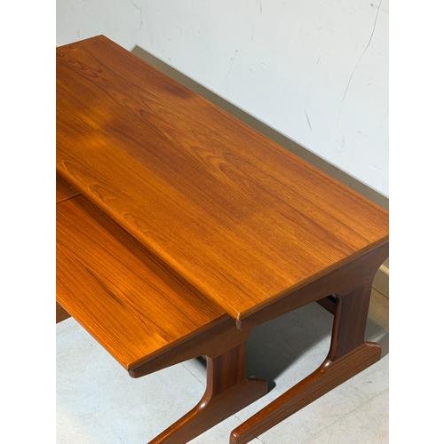 Mid-Century Modern British Portwood Teak Nesting Tables, Set of 2 For Sale - Image 5 of 6
