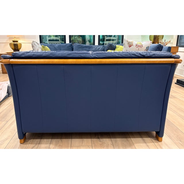 Ekornes ASA Late 20th Century Ekornes Navy Blue Loveseat For Sale - Image 4 of 10